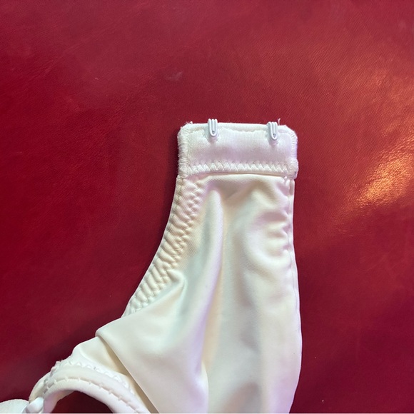 Victoria's Secret Women’s T-Shirt Full Coverage Push Up Underwire Bra, 34D - Picture 7 of 13